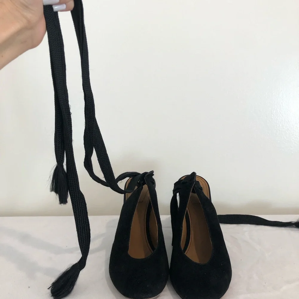 Chloe Black Suede Pumps Heels Ankle Tie Slingback Size 38 Made in Italy - Picture 2 of 6